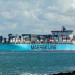 На контейнеровозе Maersk Kampala произ...